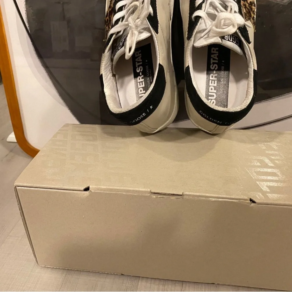 USED* Golden Goose genuine calf hair sneaker - Picture 5 of 9